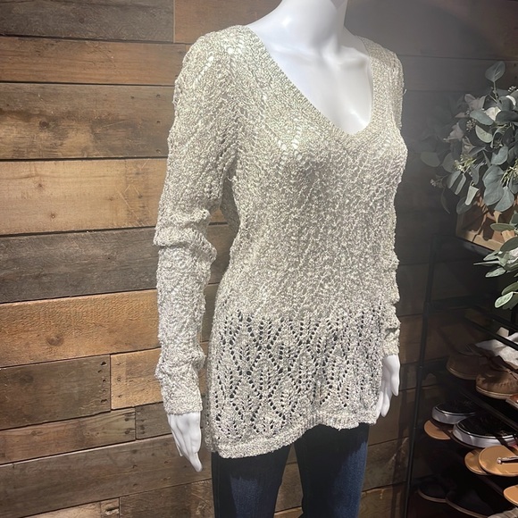 Sparkly Sweater - Picture 3 of 8